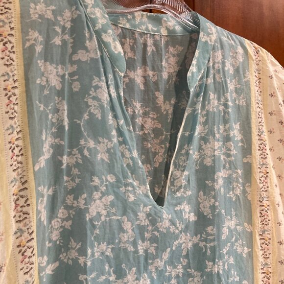 Elie Tahari Sleeveless Blouse with Camisole - Medium - Blue and Yellow Pattern - Picture 7 of 15